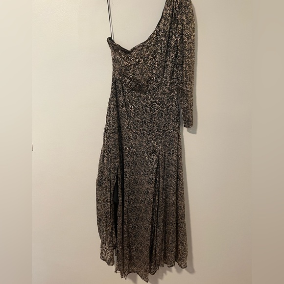 ASTR - Sable One Shoulder Animal Print Dress - Picture 4 of 6